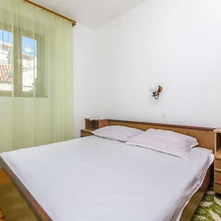 Apartment Jerka Sutivan